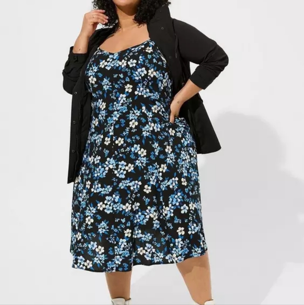 Torrid Midi Challis Sleeveless Trapeze Dress Size 0/ Large - Picture 3 of 13